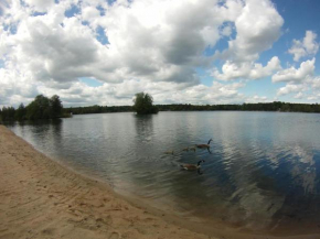 MADRID - Studio mit Sandstrand & Seeblick nahe Rhein-Main und Spessart